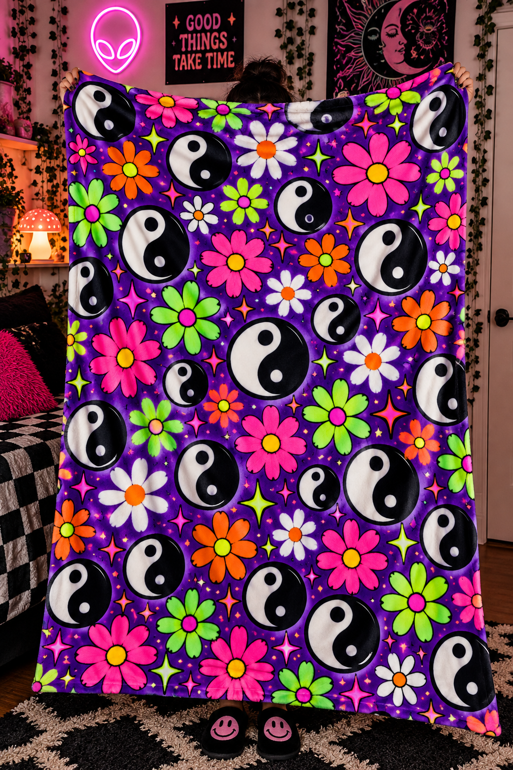 Yin Yang Flower Velveteen Plush Blanket — Psychedelic Floral Cozy Throw